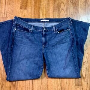 Women’s Straight Leg Levi’s Jeans Size 18